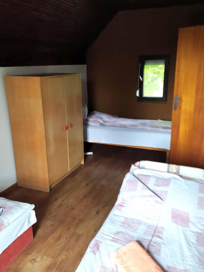Tassi Halaszcsarda - Sueger Haz Exterior foto